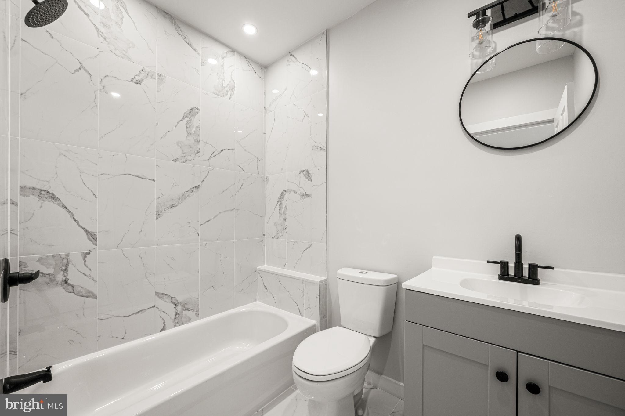 1228 S HARMONY STREET