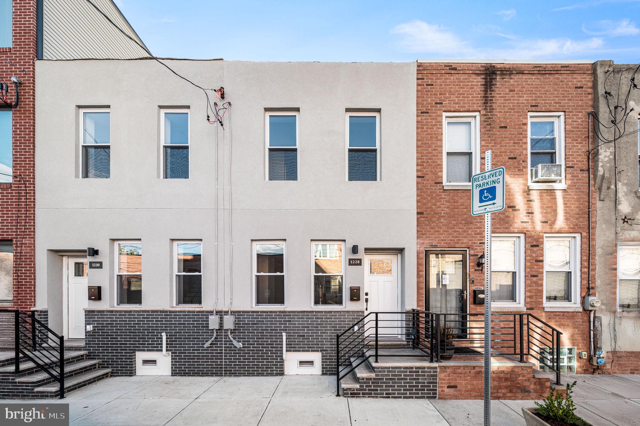 1228 S HARMONY STREET