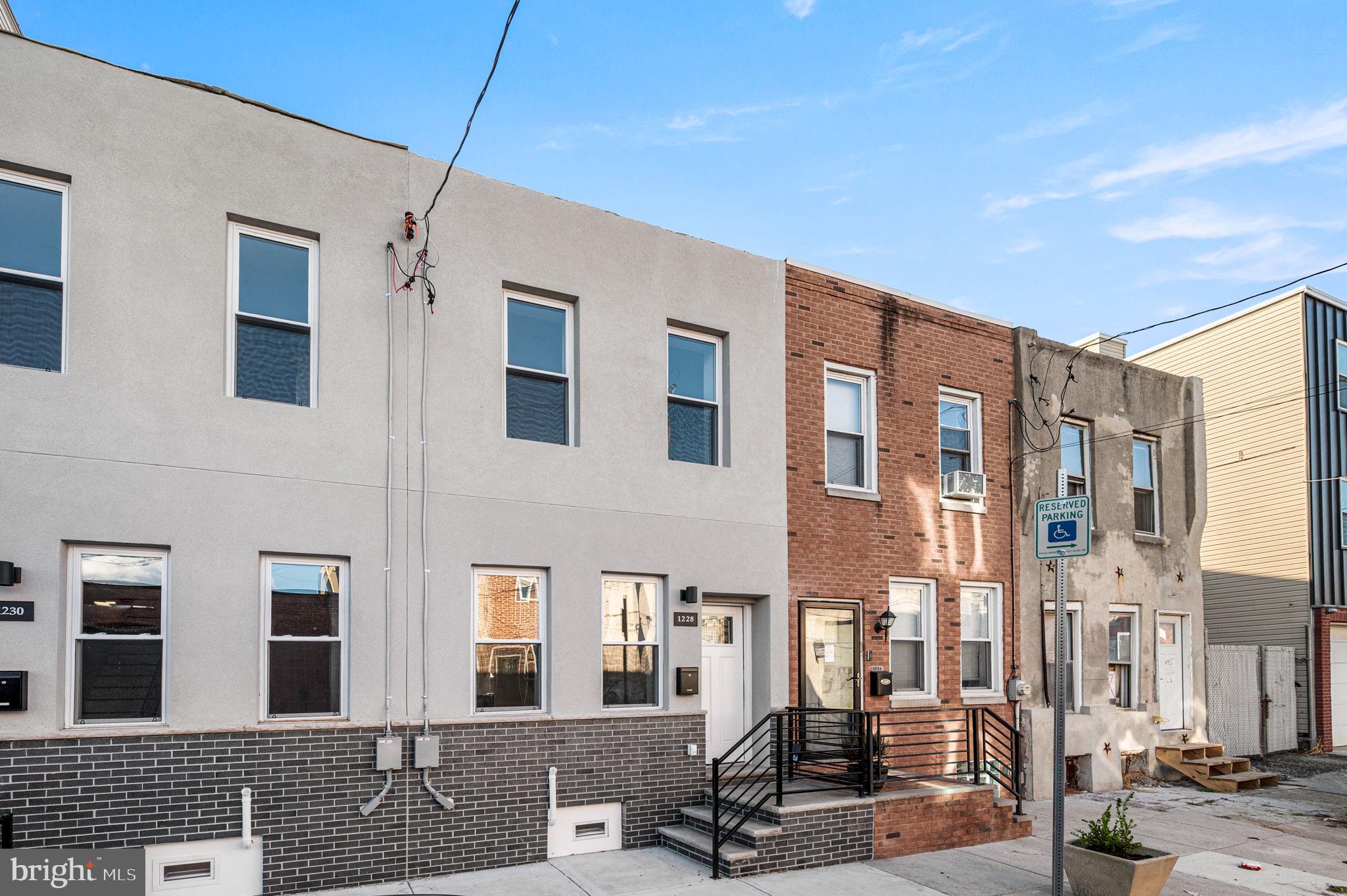 1228 S HARMONY STREET