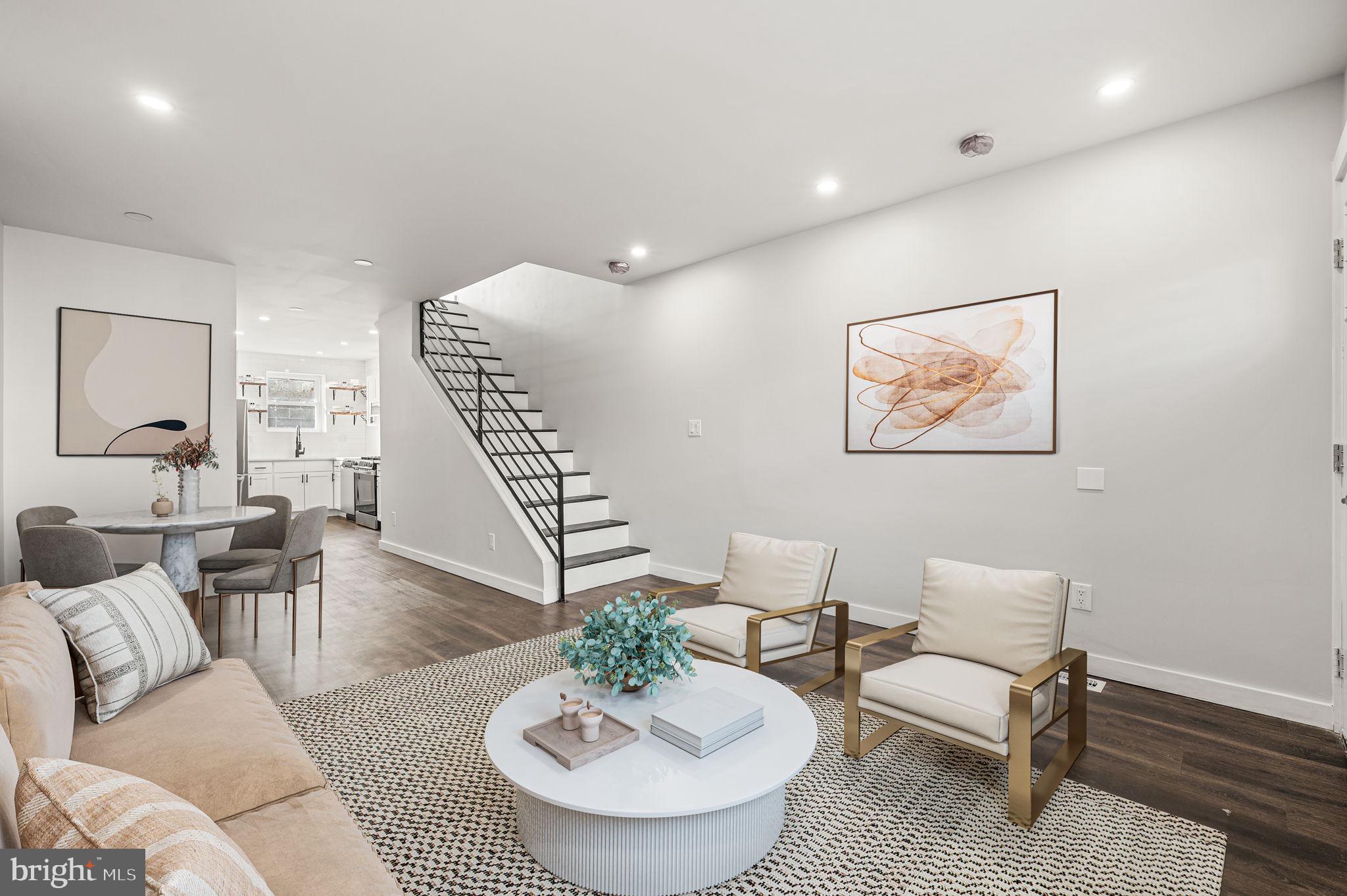 1228 S HARMONY STREET