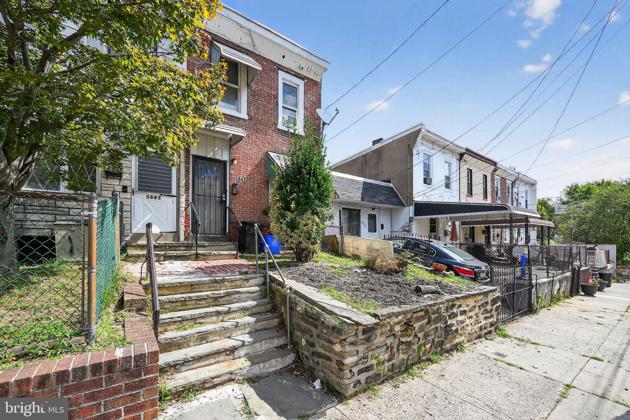 5843 MAGNOLIA STREET