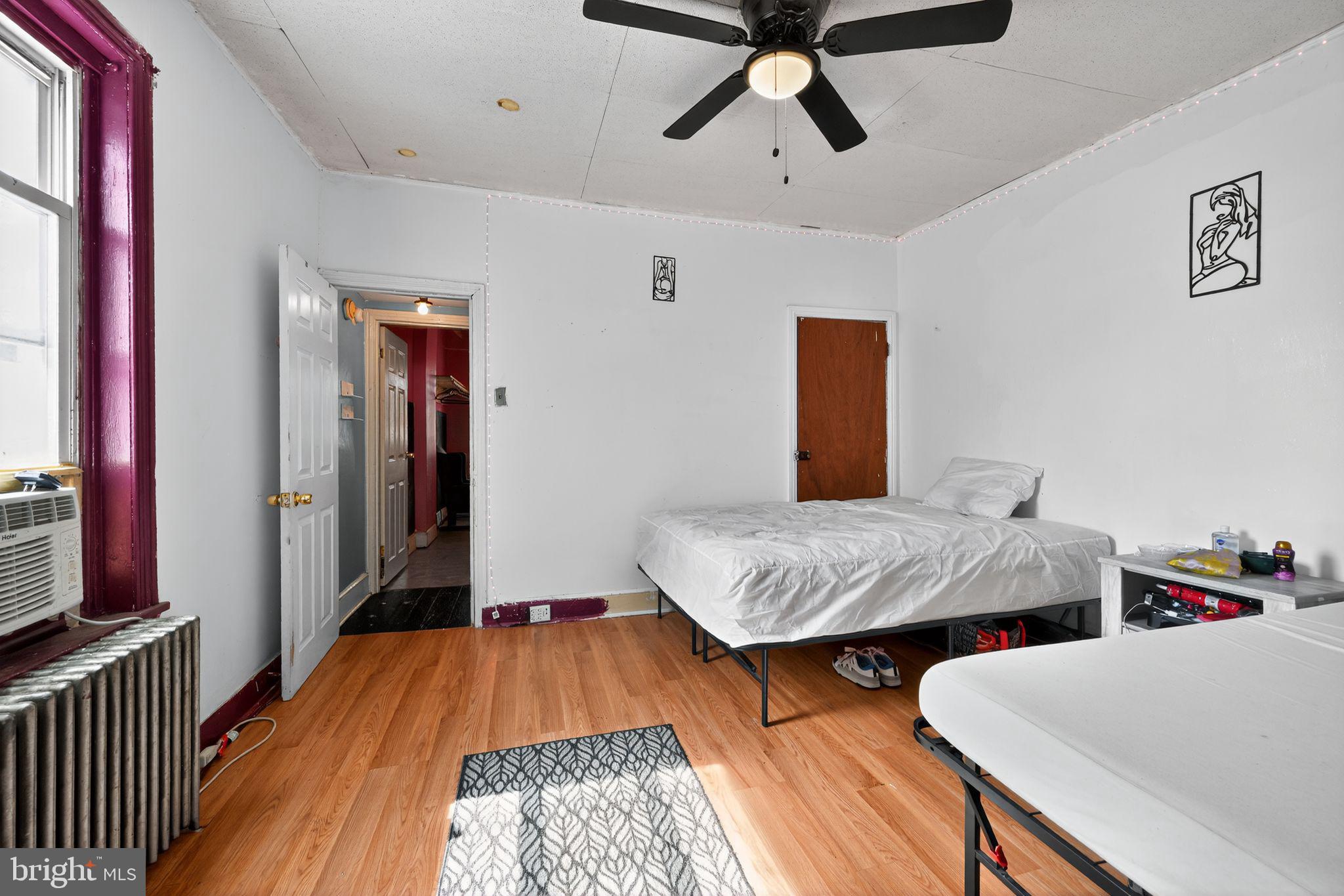 5843 MAGNOLIA STREET