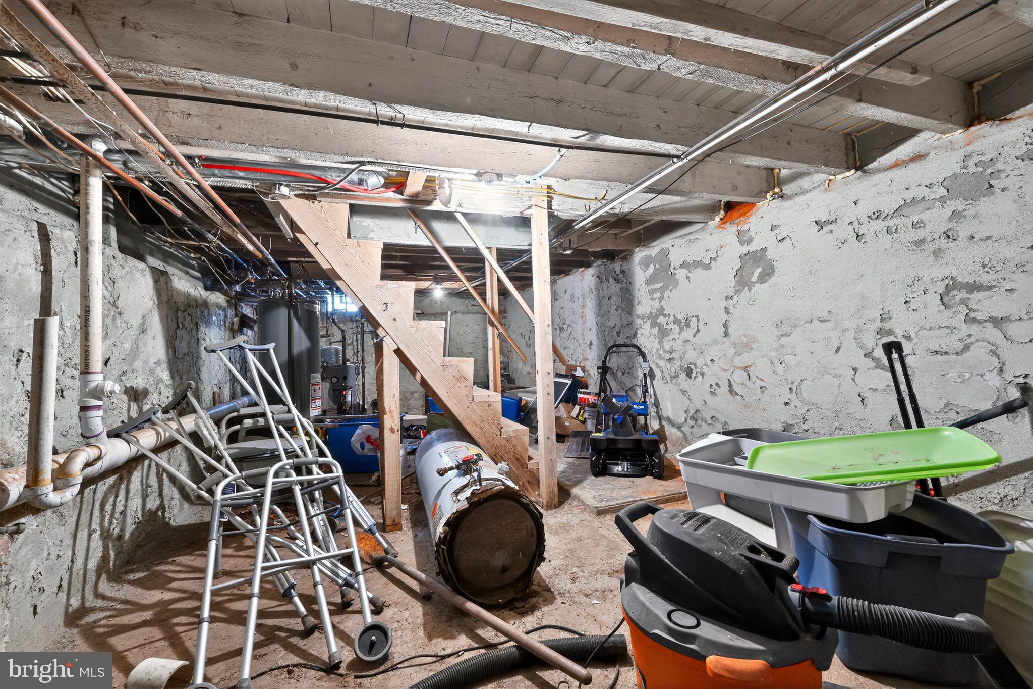 5843 MAGNOLIA STREET