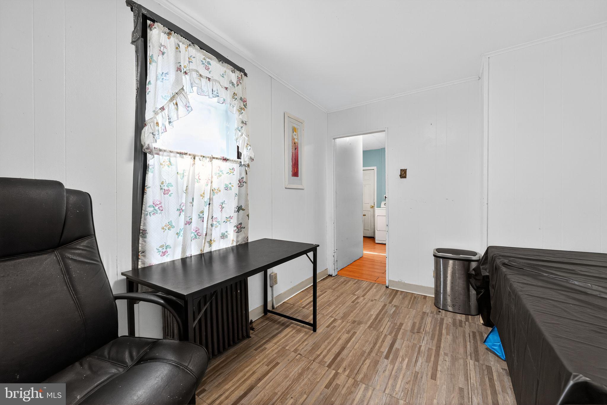 5843 MAGNOLIA STREET