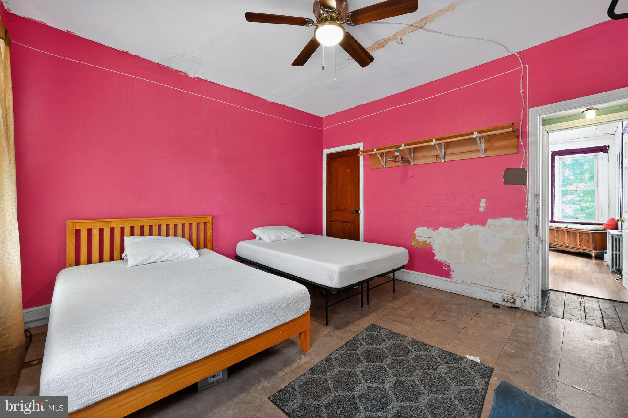 5843 MAGNOLIA STREET