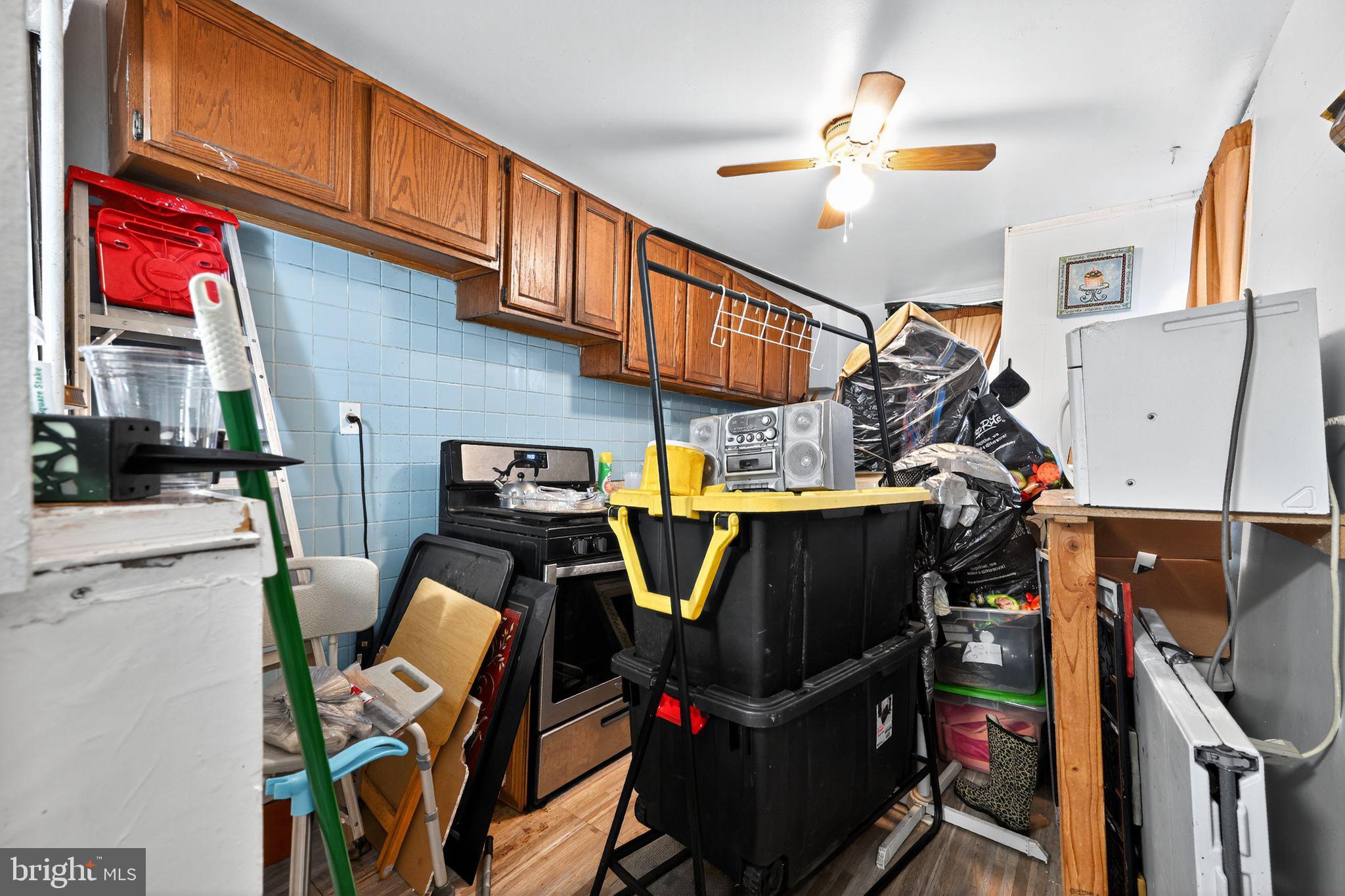 5843 MAGNOLIA STREET