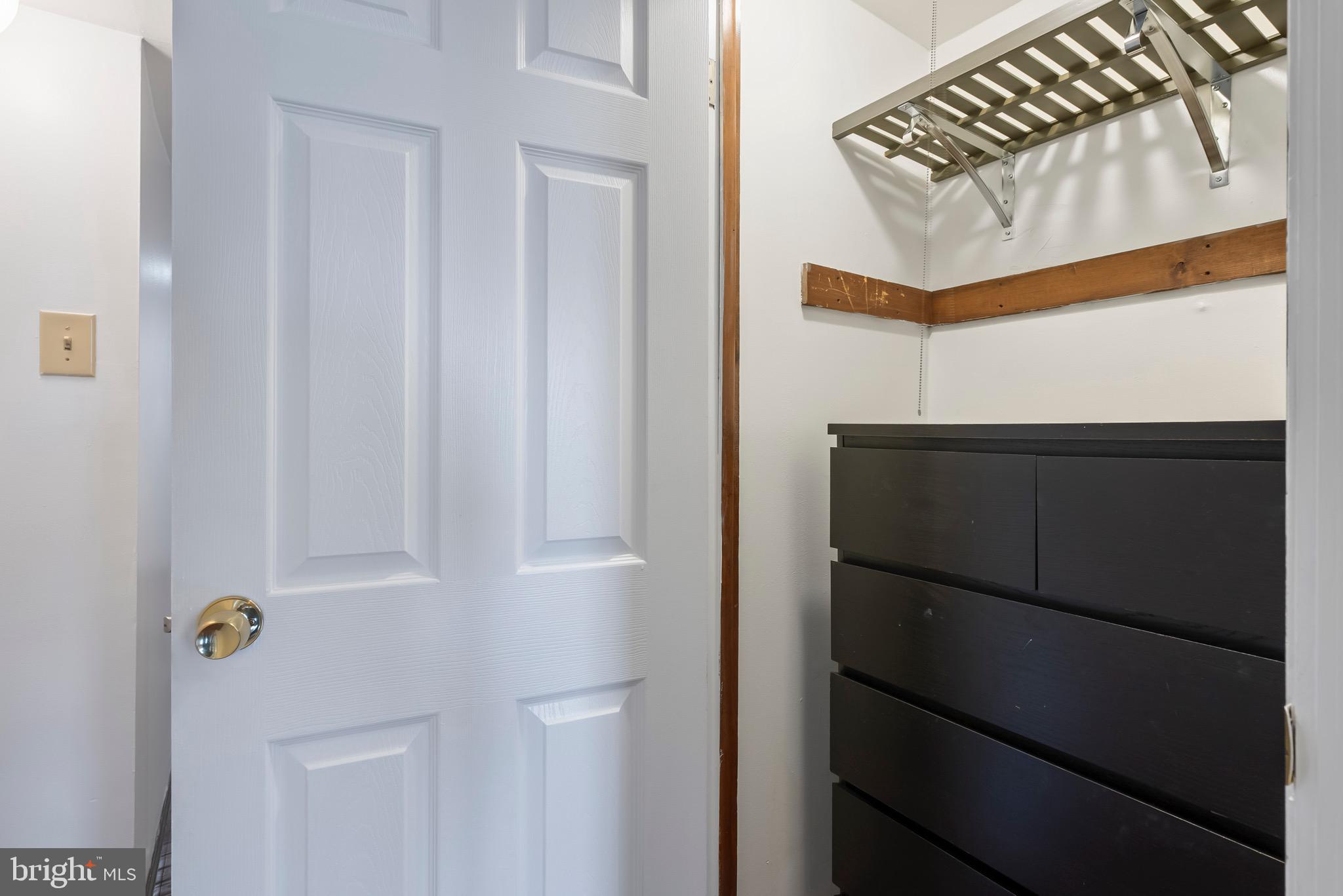 626 CARPENTER STREET 1