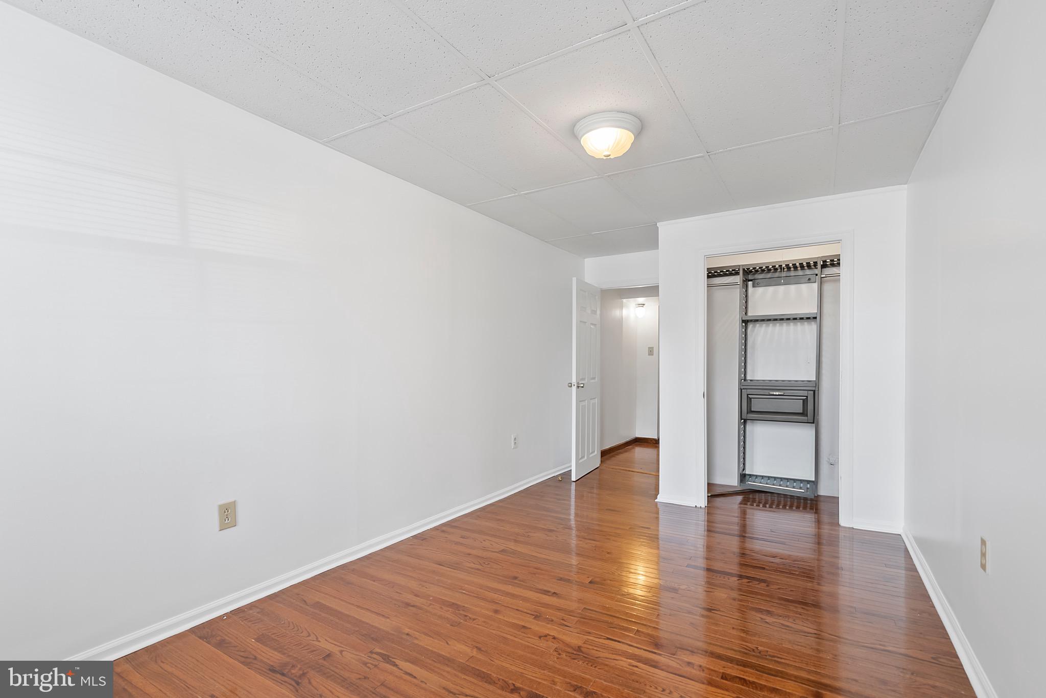 626 CARPENTER STREET 1