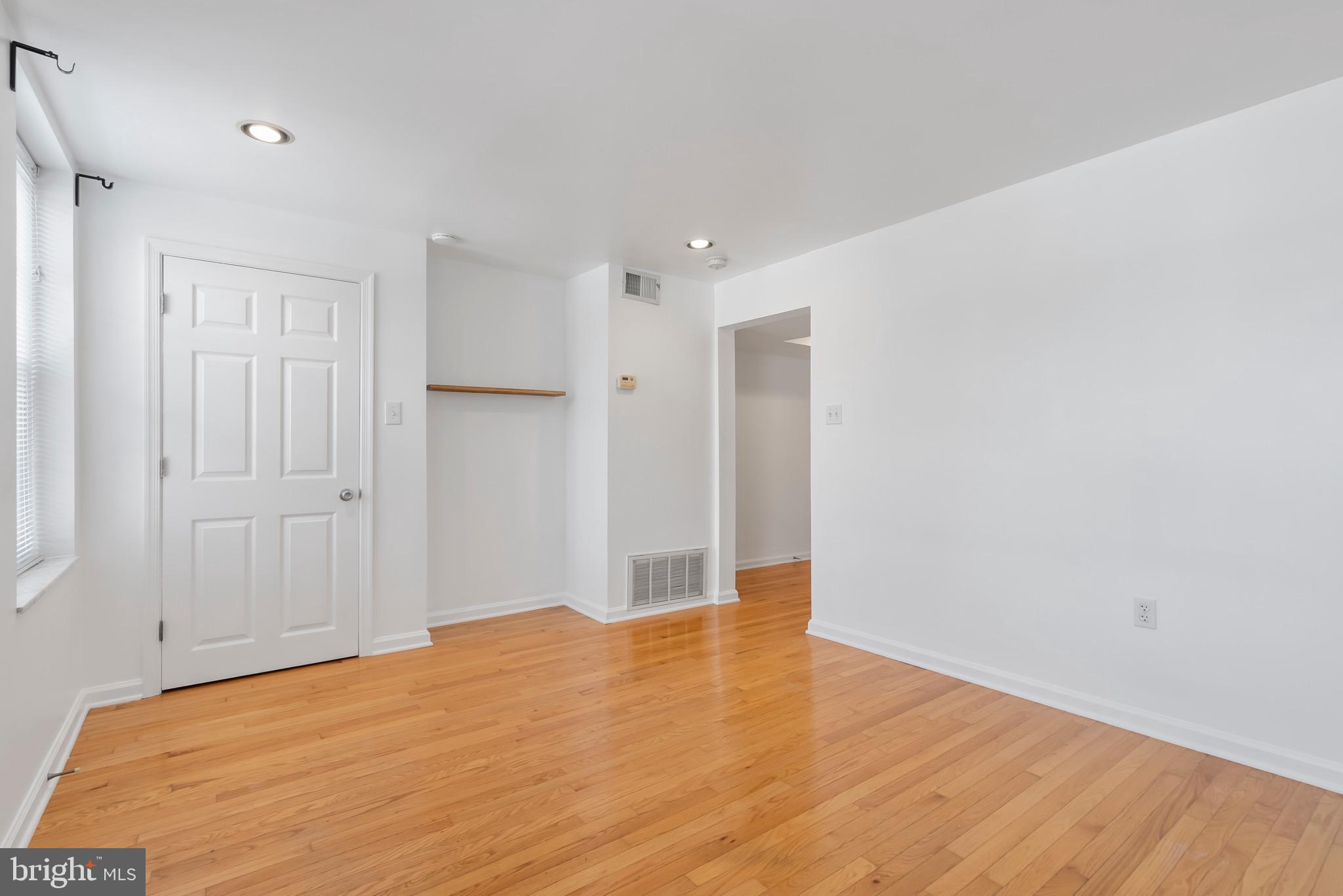 626 CARPENTER STREET 2