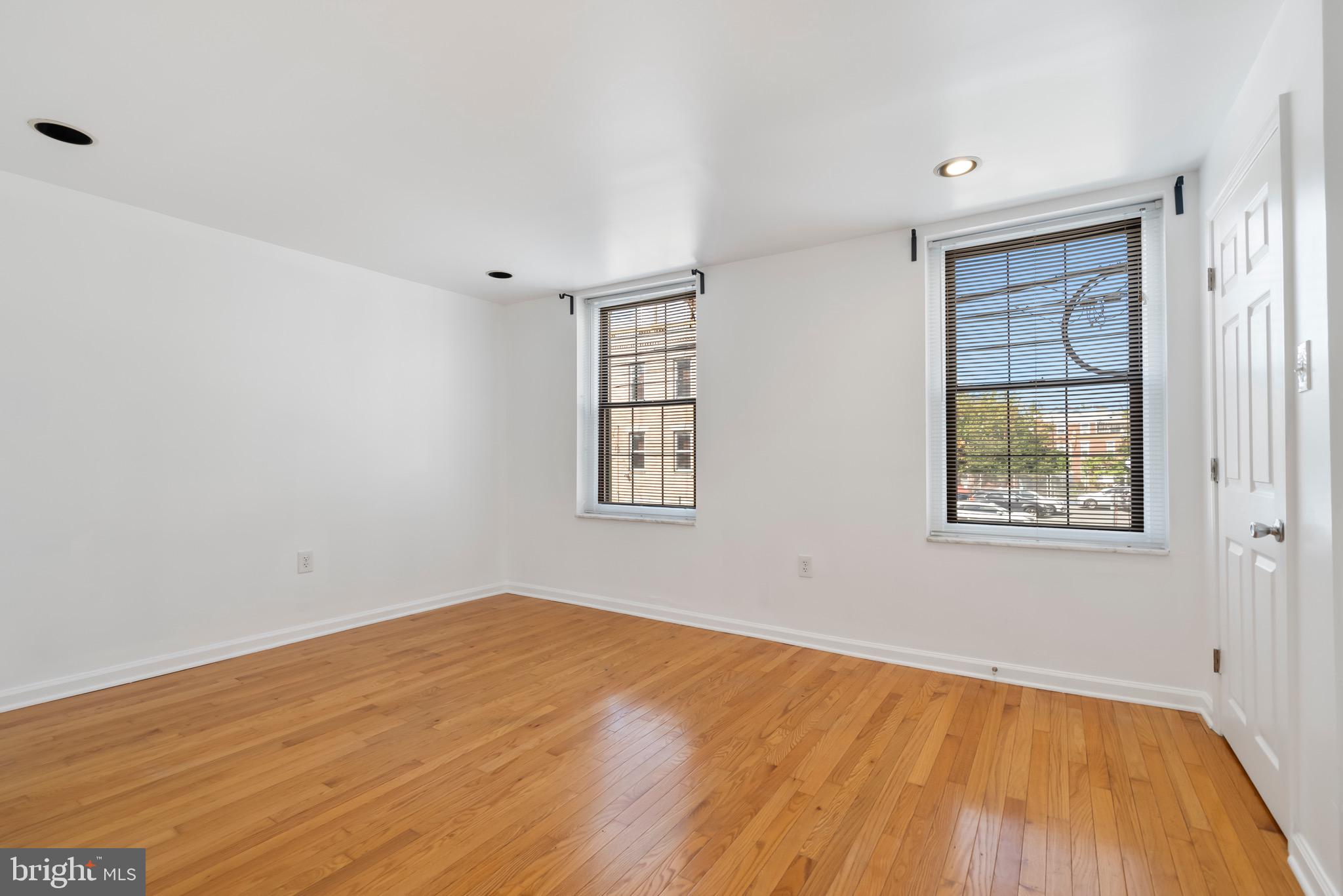 626 CARPENTER STREET 2