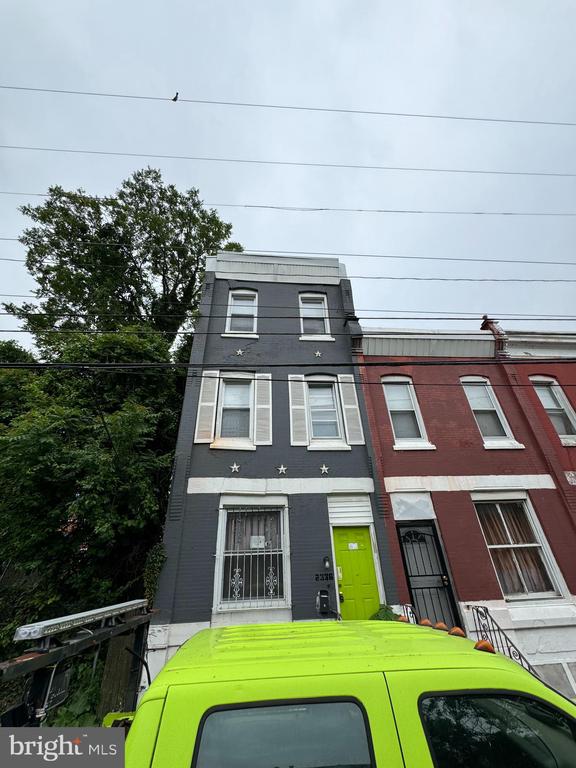 2336 W NORRIS STREET