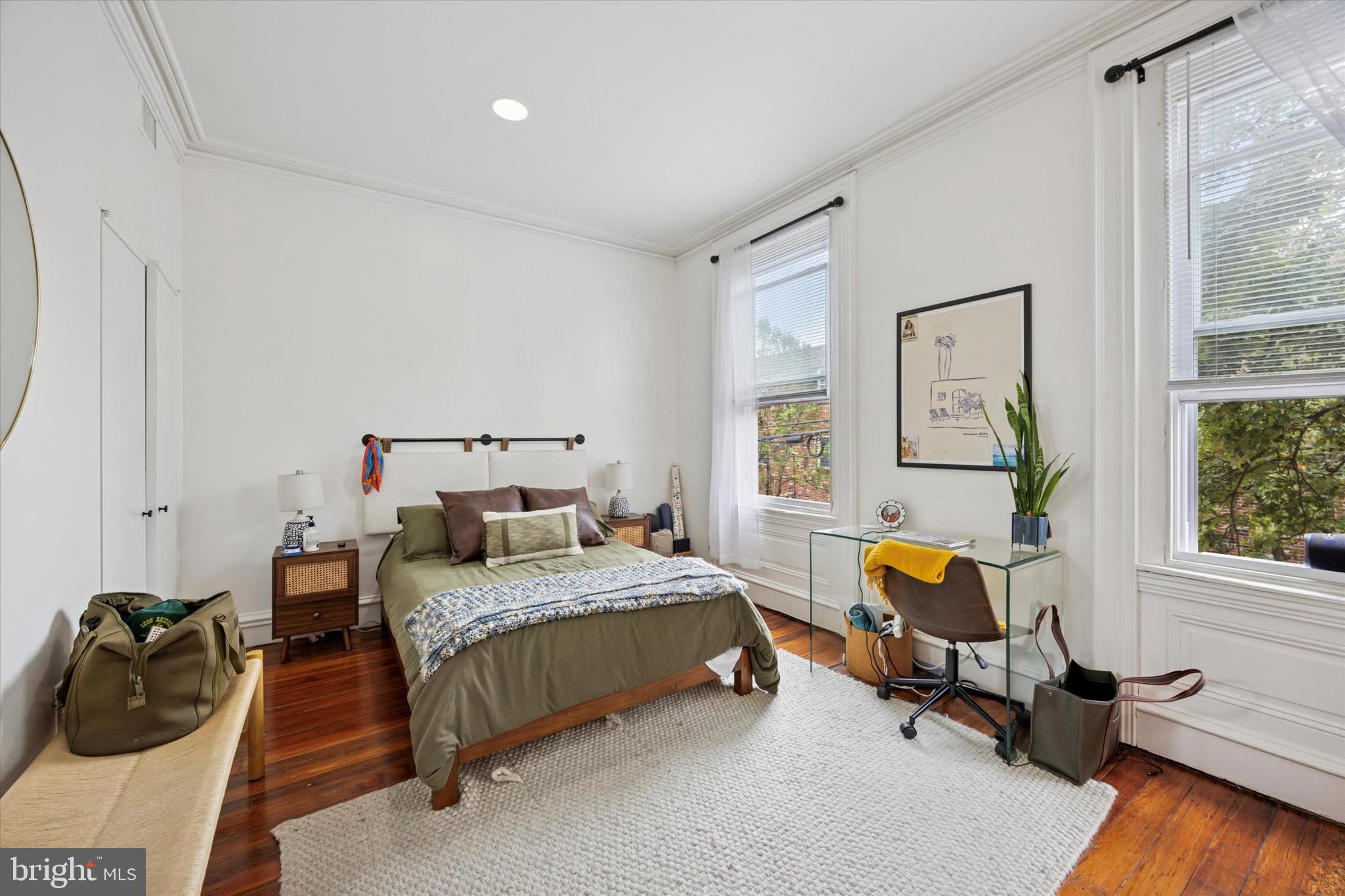 1731 BAINBRIDGE STREET