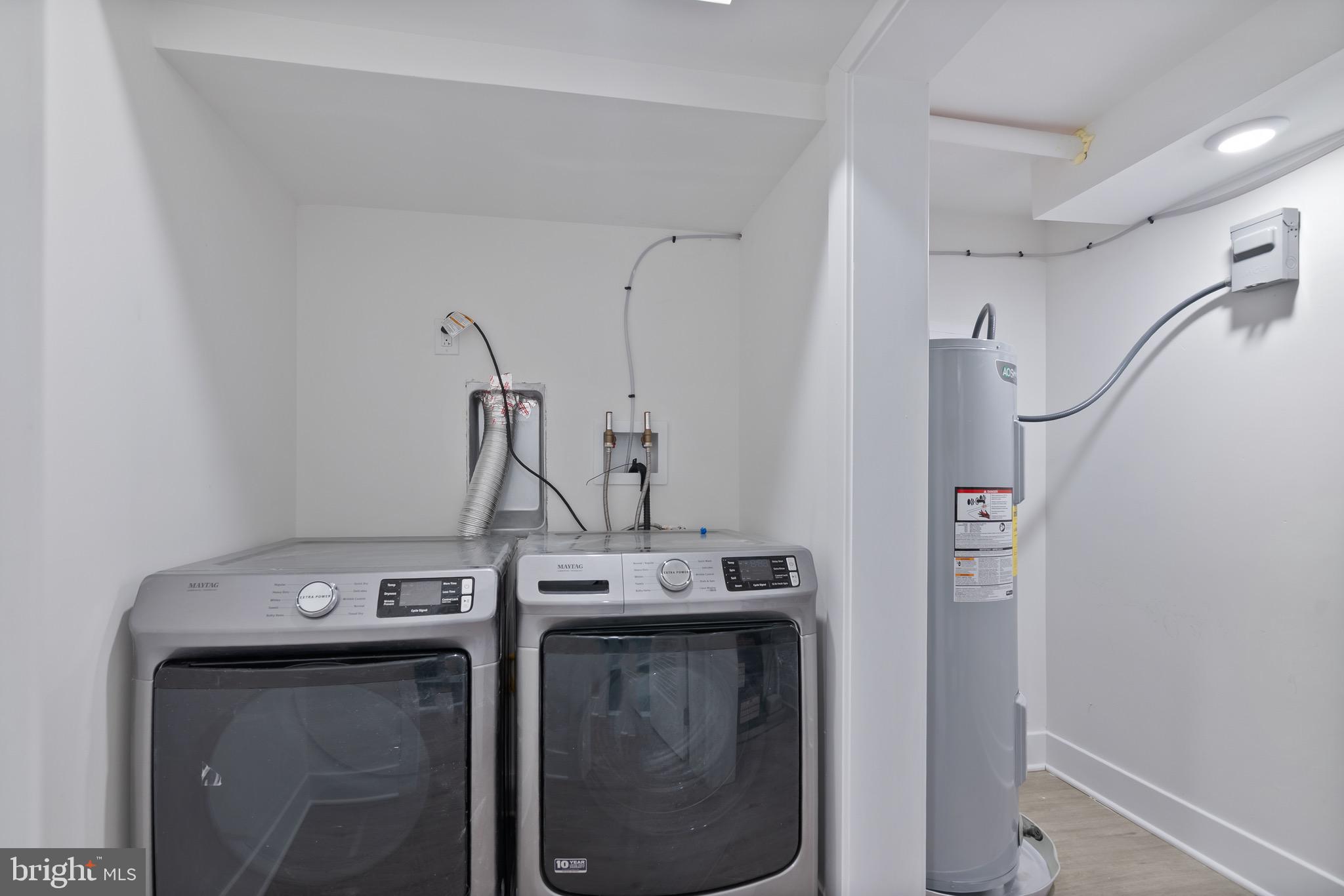 408-10 N FRONT STREET 1