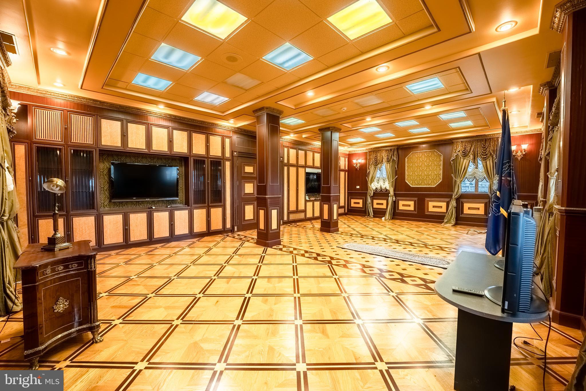 2708 COMMERCE WAY 301