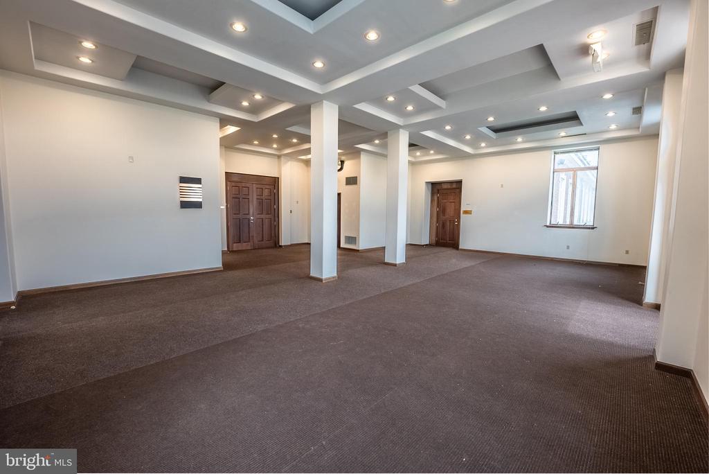 2708 COMMERCE WAY 301