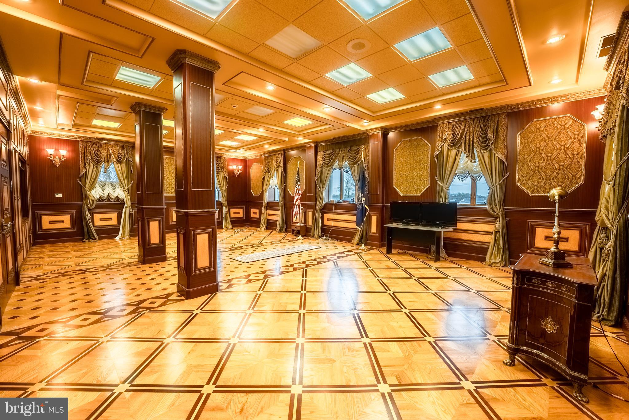 2708 COMMERCE WAY 301