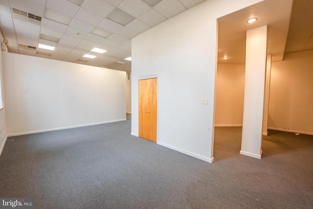 2708 COMMERCE WAY 203