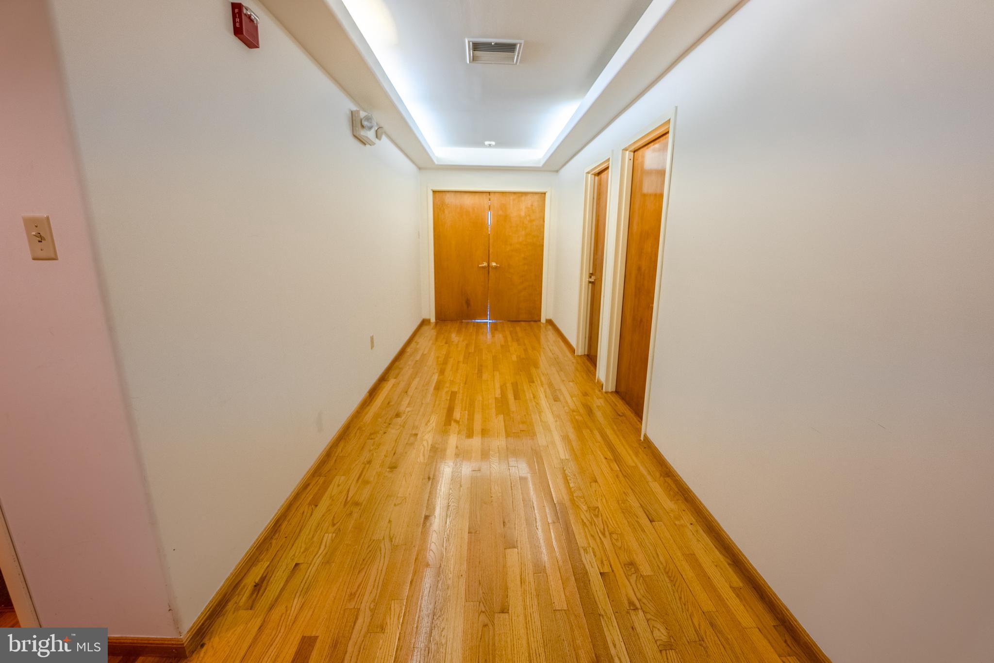 2708 COMMERCE WAY 401