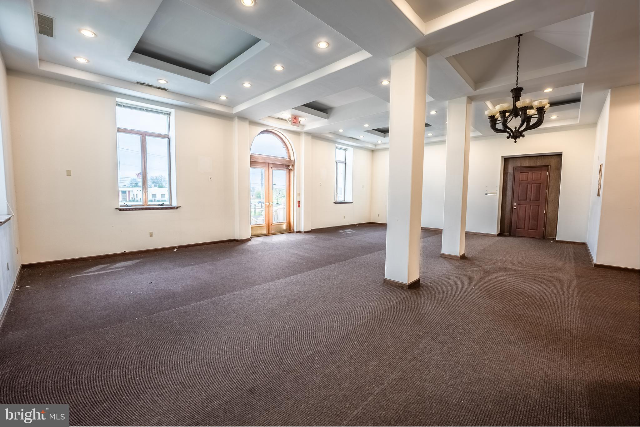 2708 COMMERCE WAY 401