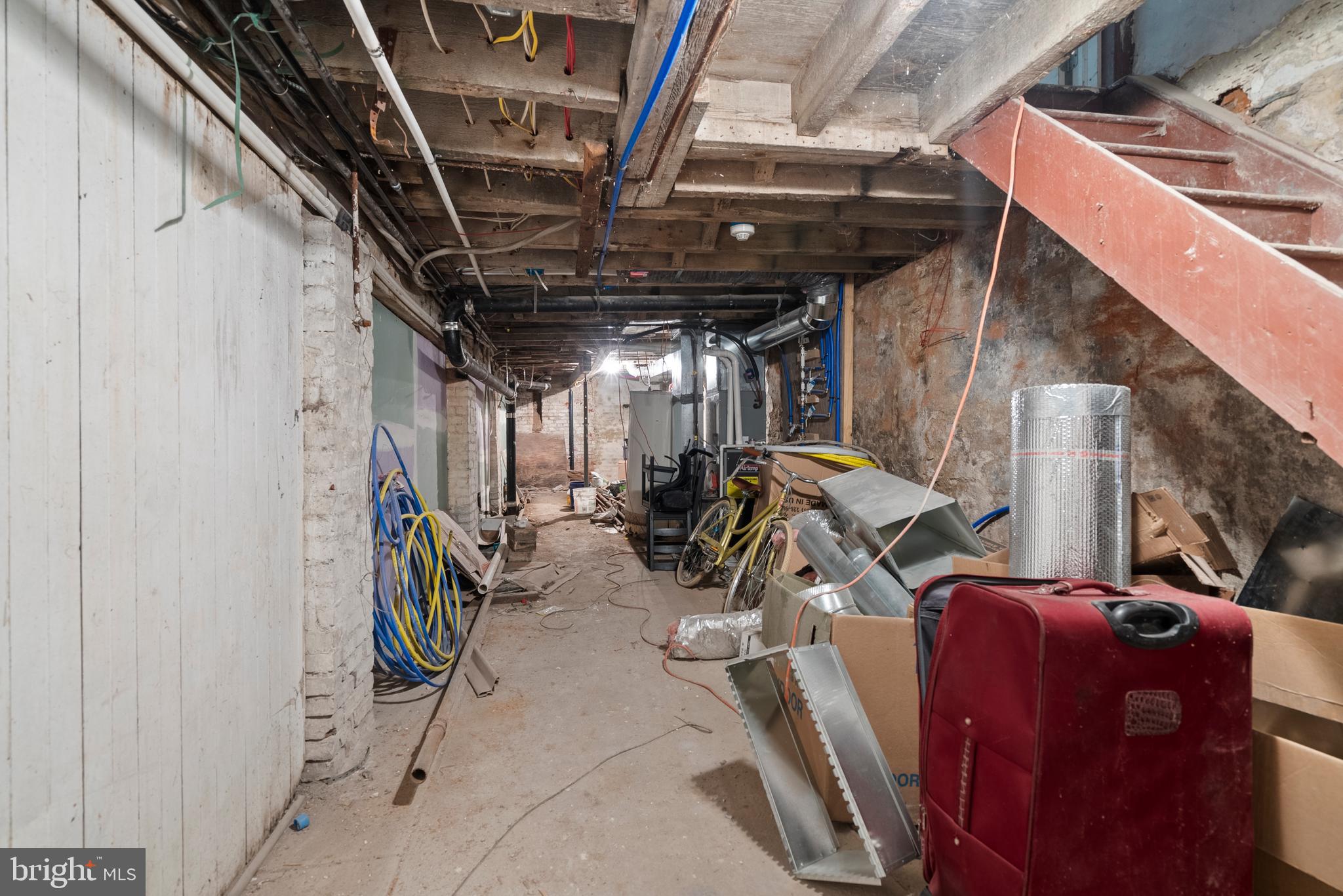 6200 GERMANTOWN AVENUE