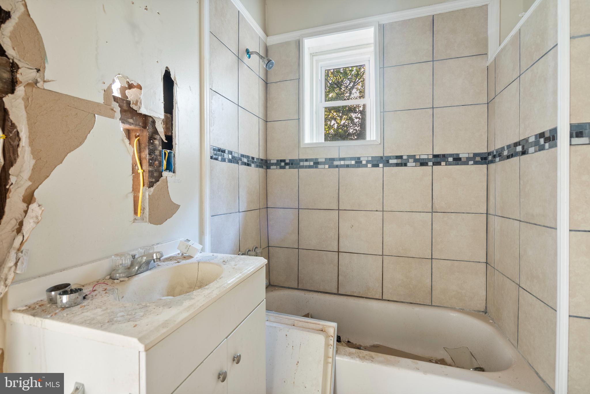 6200 GERMANTOWN AVENUE