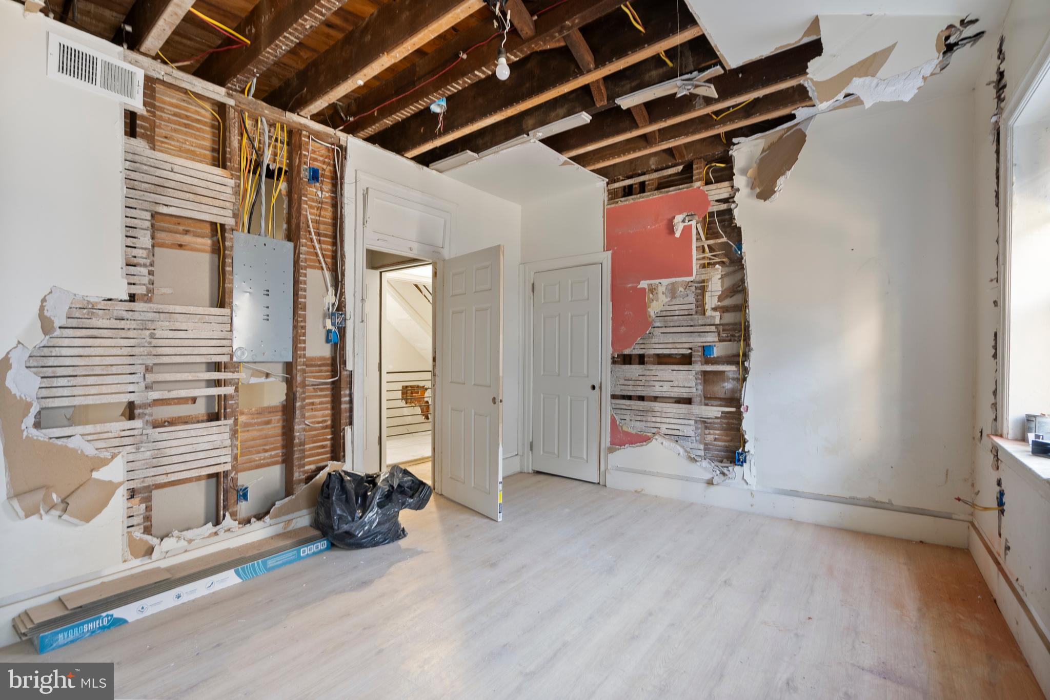 6200 GERMANTOWN AVENUE