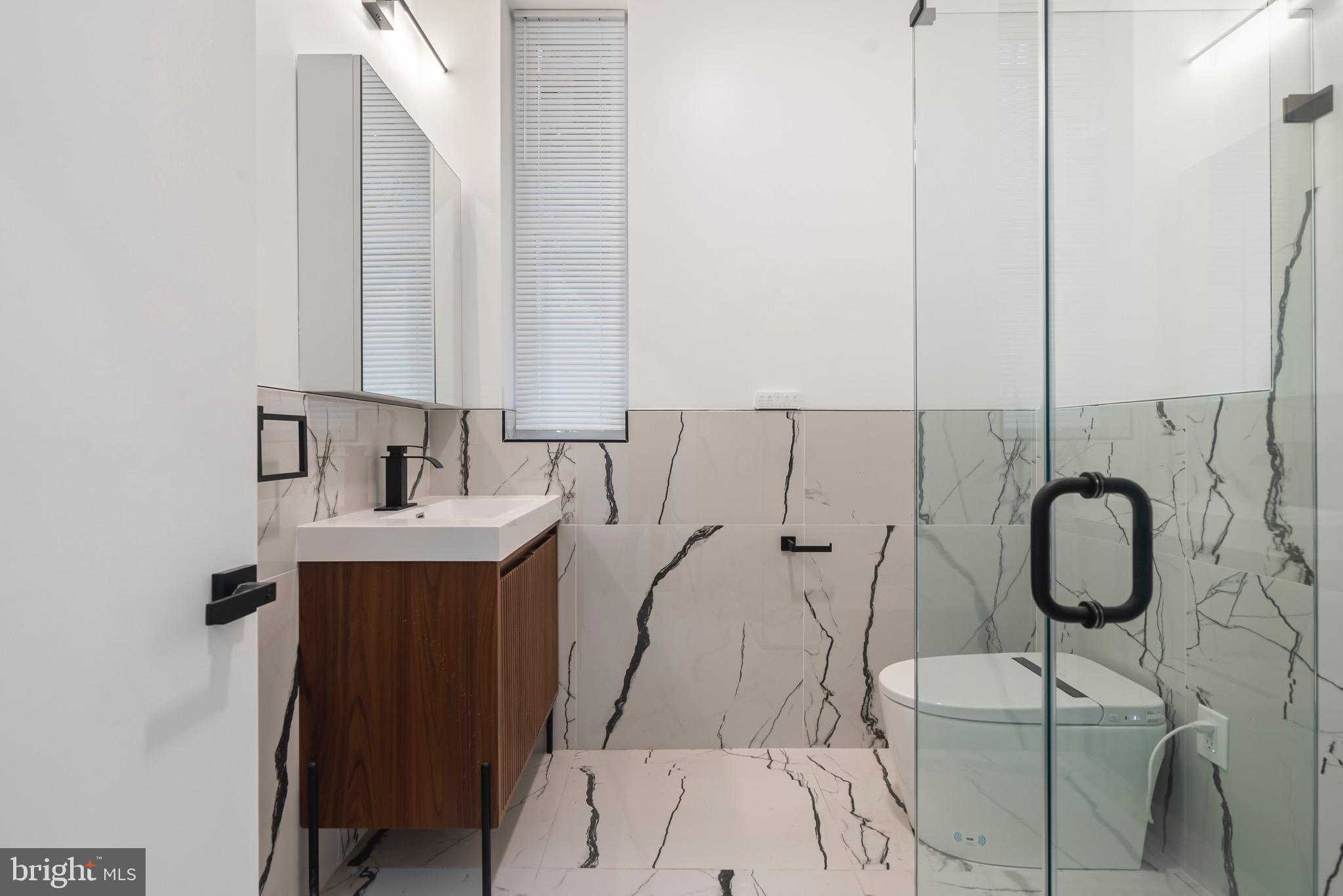 1618 S BROAD STREET 1