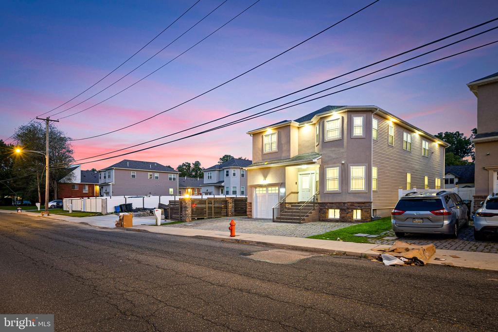 1224 NORWALK ROAD