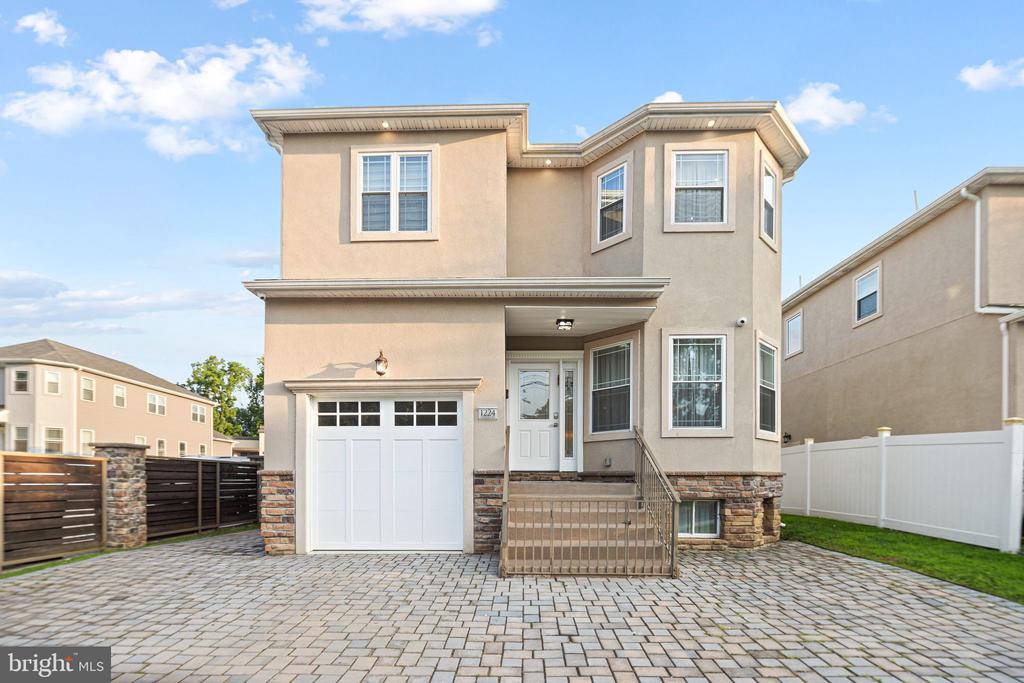1224 NORWALK ROAD