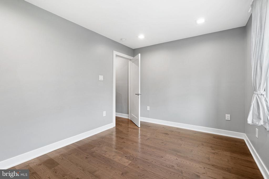 1224 NORWALK ROAD