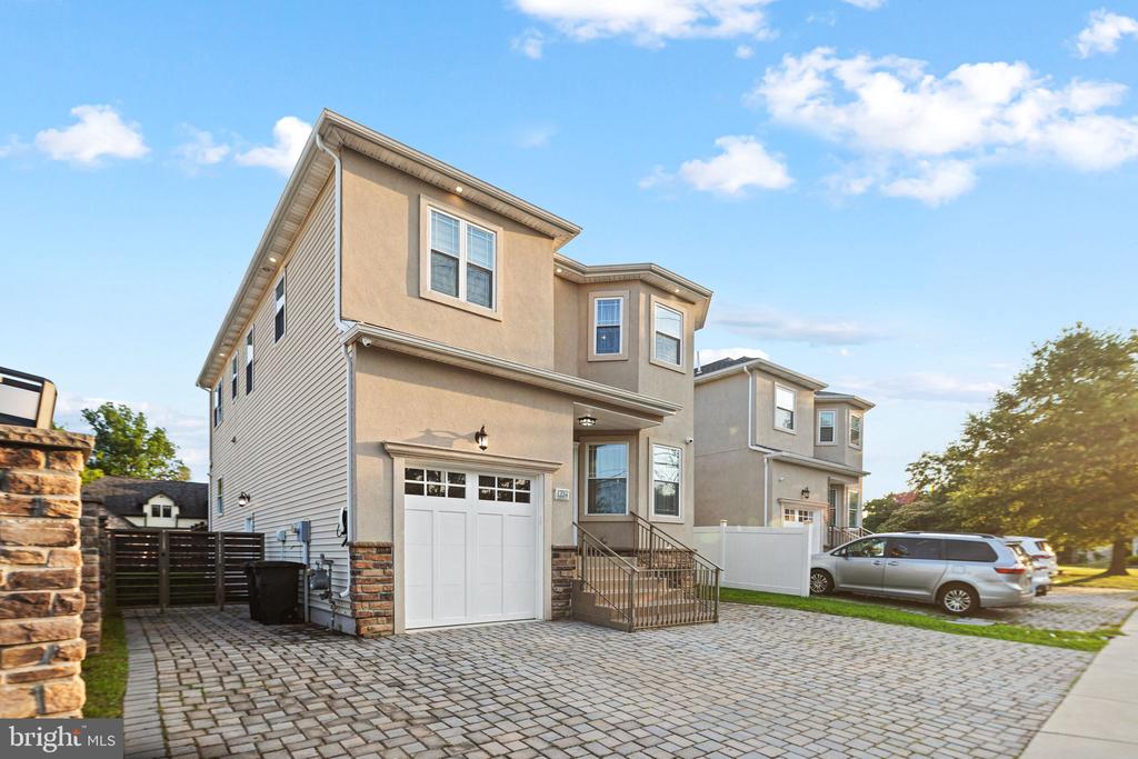 1224 NORWALK ROAD