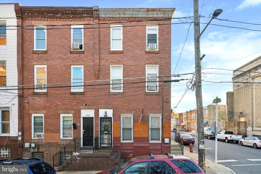 1324 W CUMBERLAND STREET