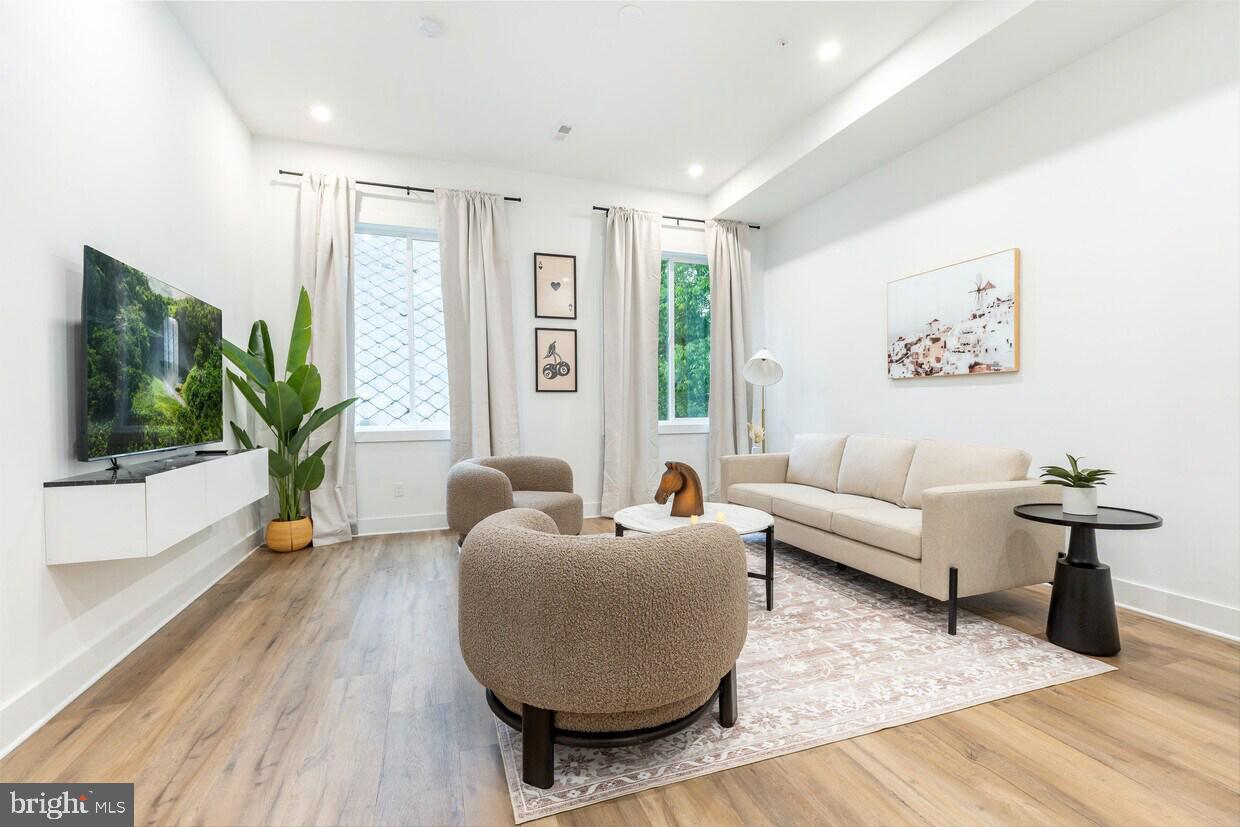 6206 GERMANTOWN AVENUE