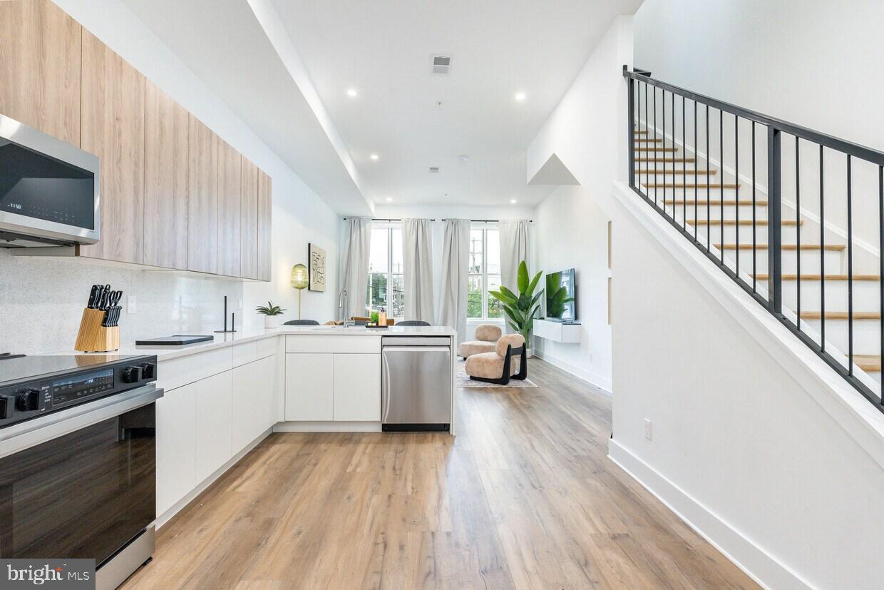 6206 GERMANTOWN AVENUE