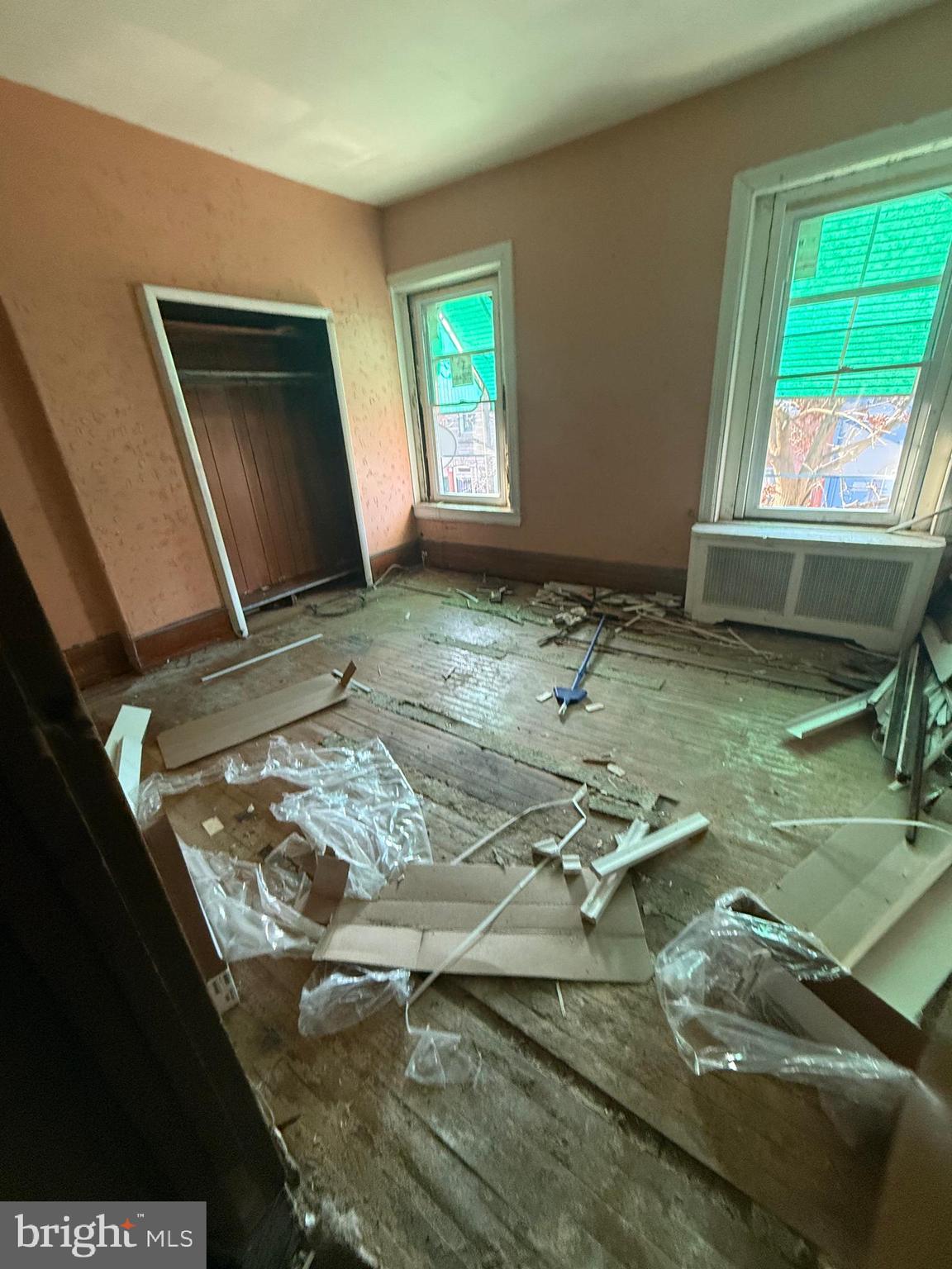 2135 N VAN PELT STREET