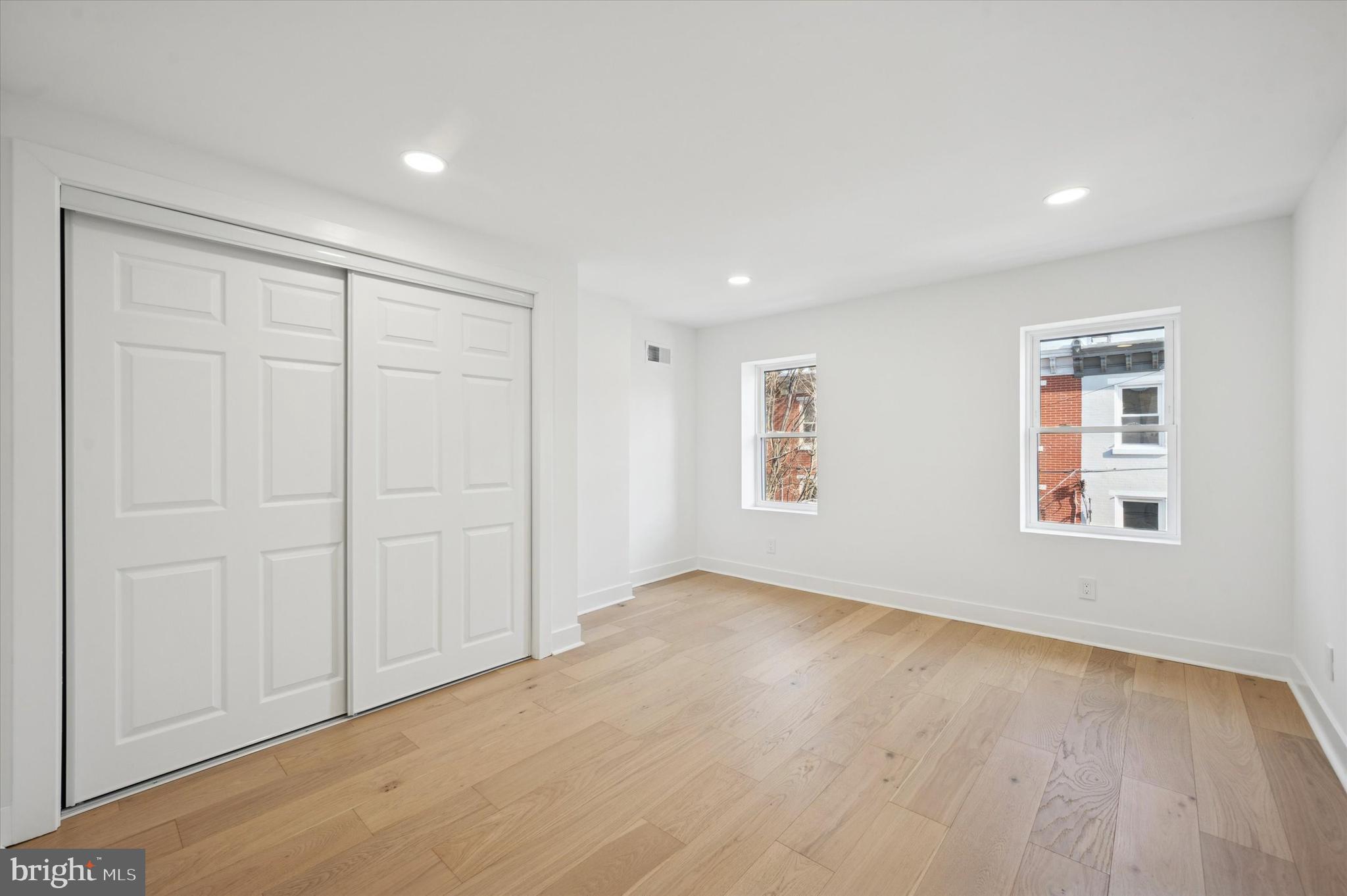 850 N UBER STREET