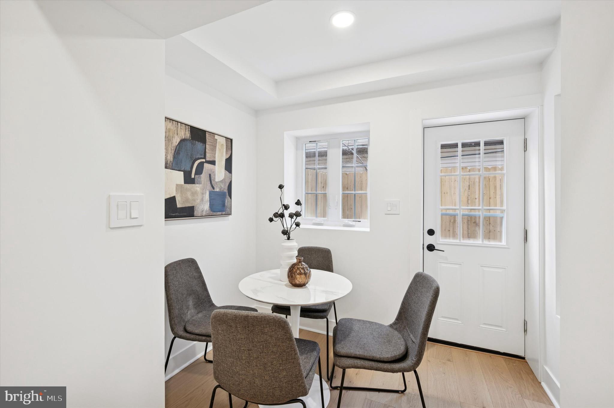 850 N UBER STREET