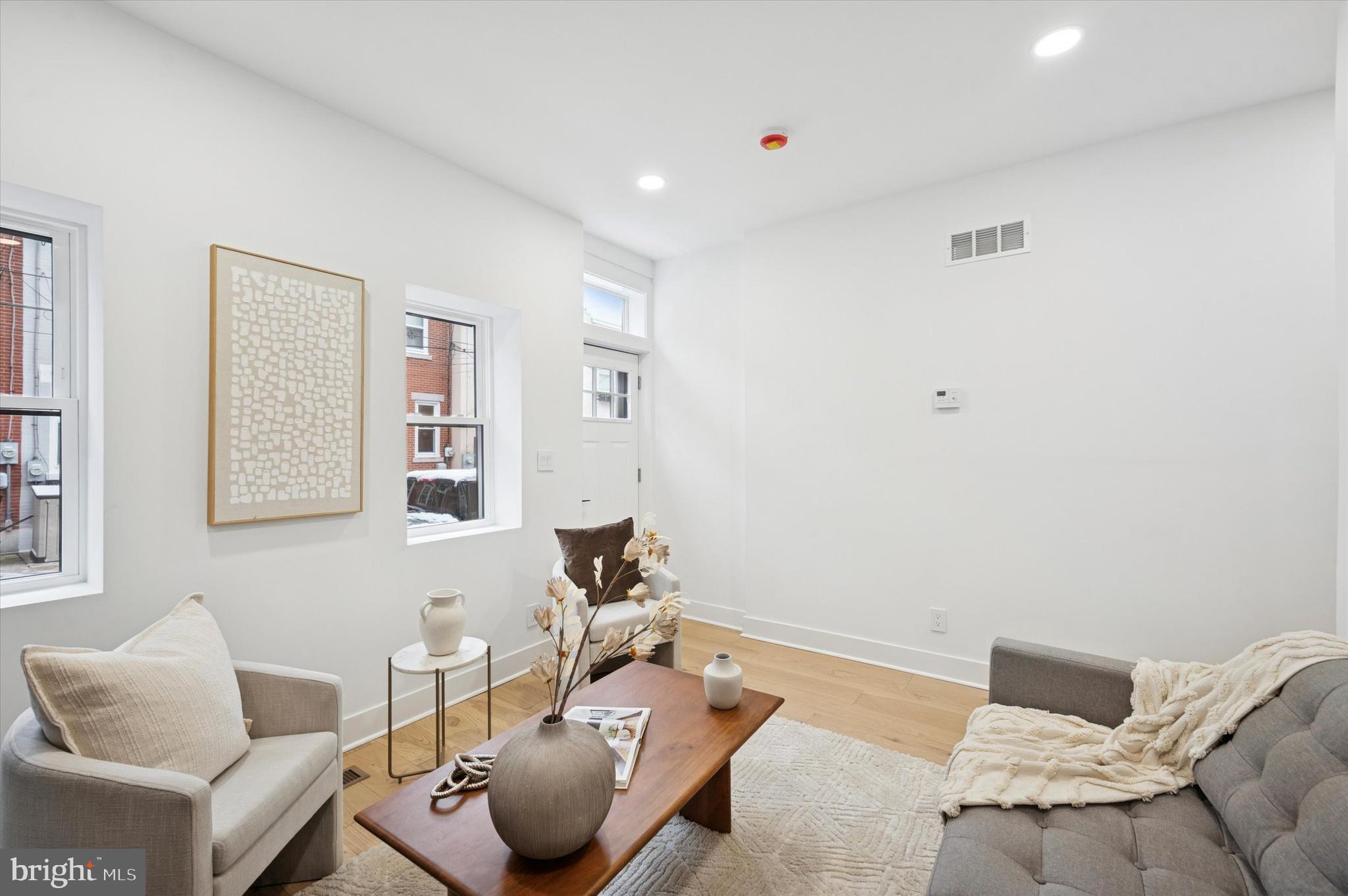 850 N UBER STREET