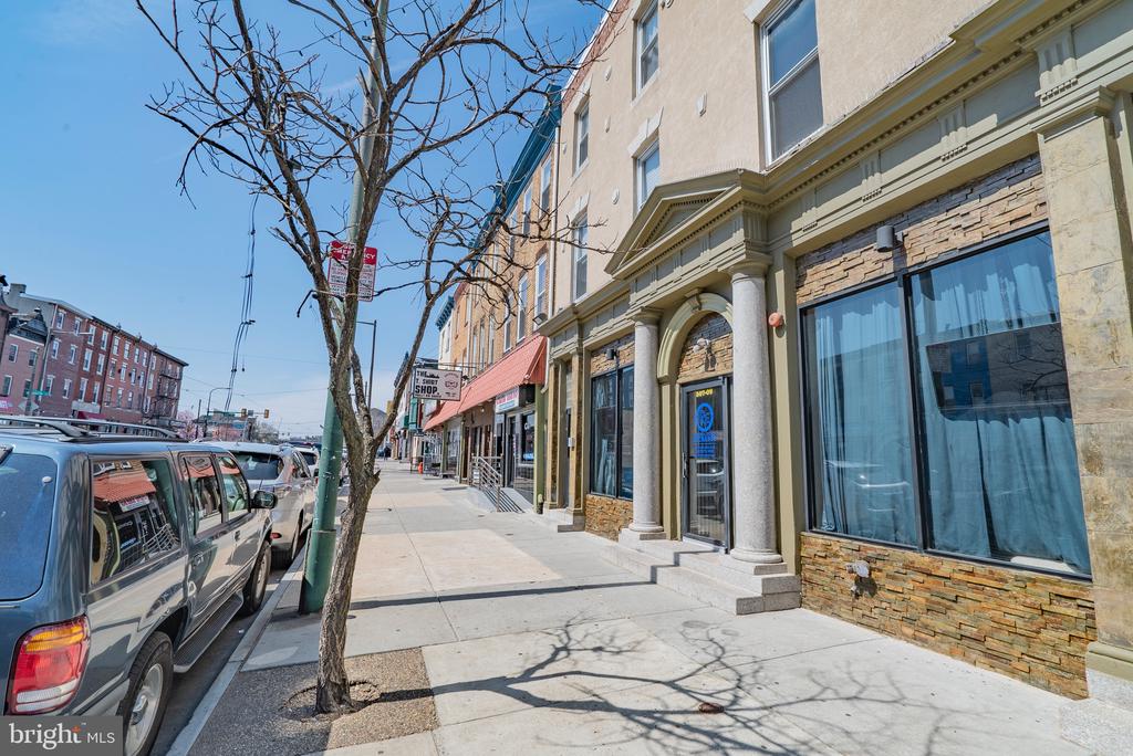 507 W GIRARD AVENUE 9