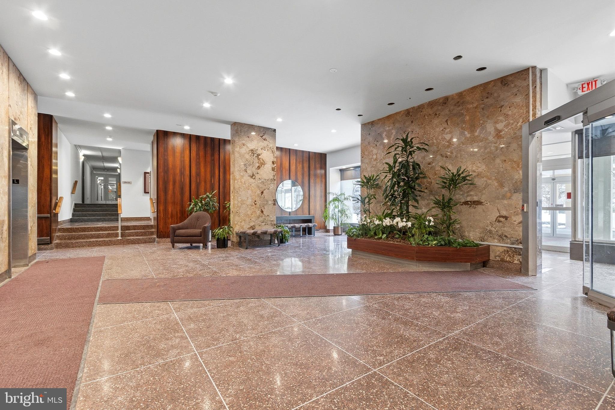 3600 CONSHOHOCKEN AVENUE 00 2003