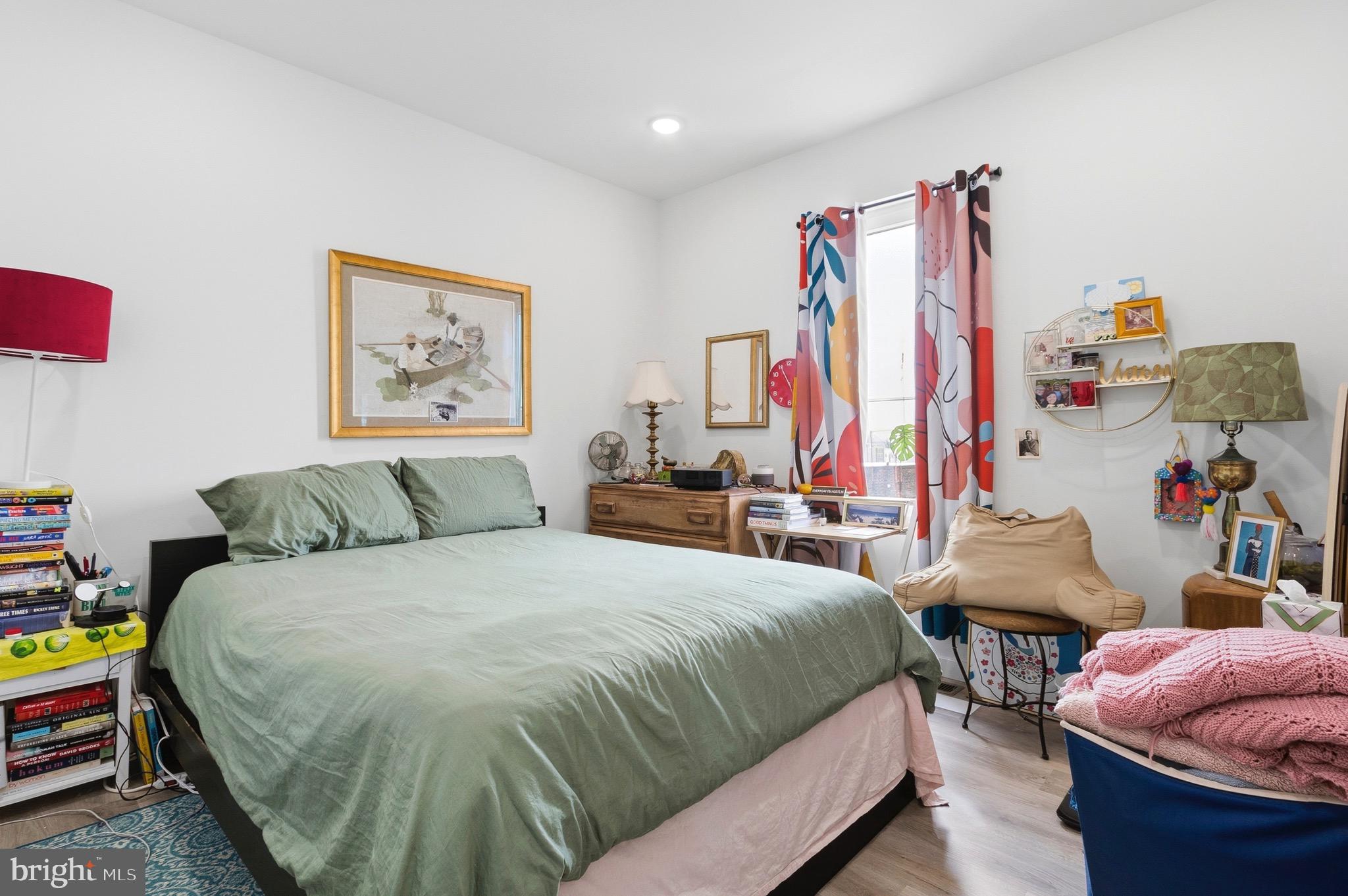 2400 GERMANTOWN AVENUE 1