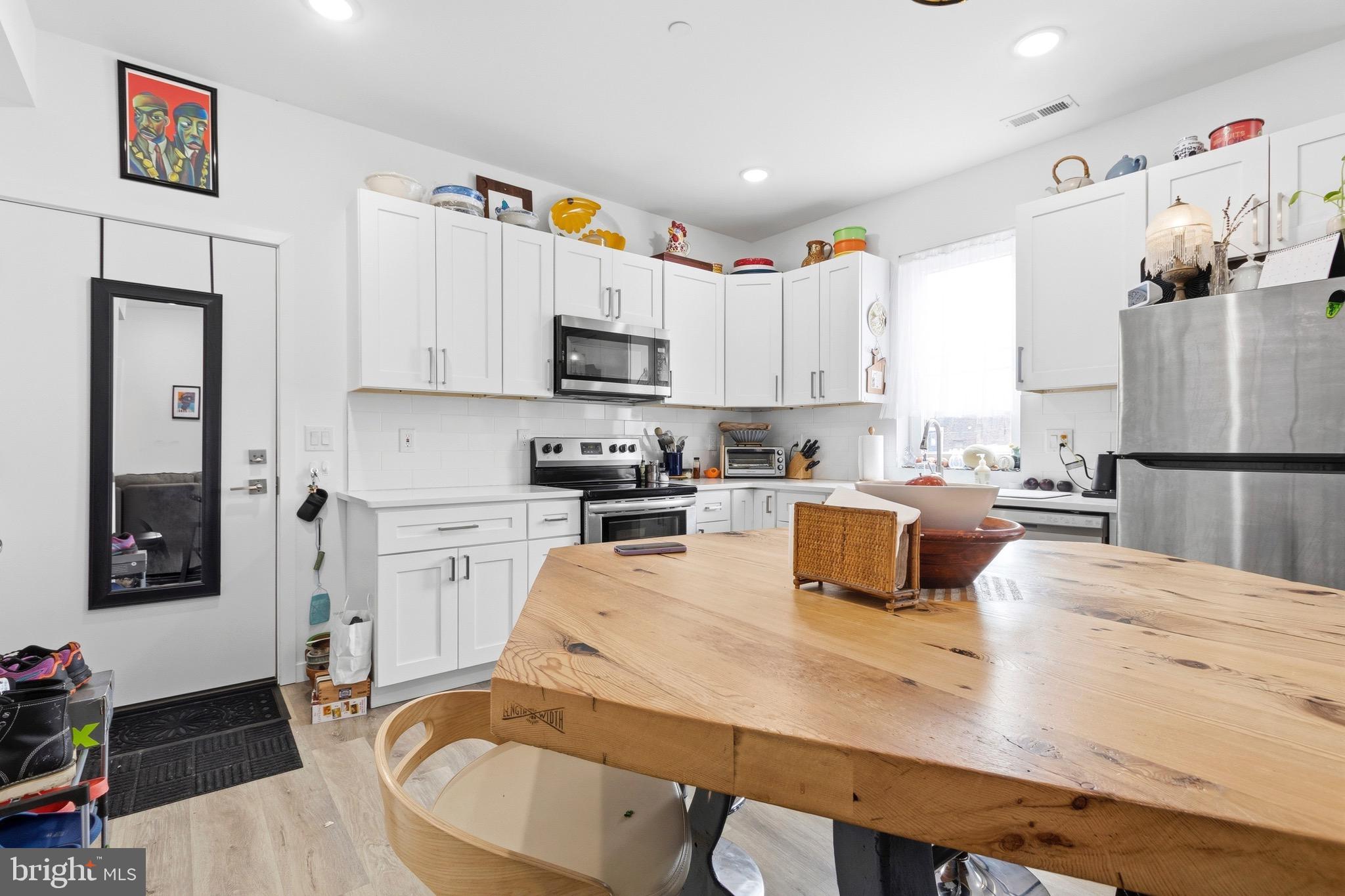 2400 GERMANTOWN AVENUE 1