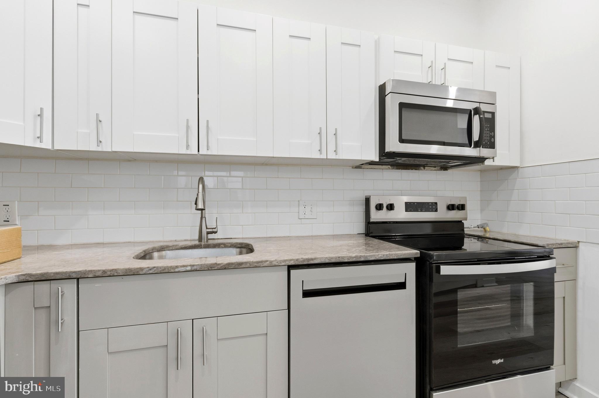 2150 N FRANKLIN STREET