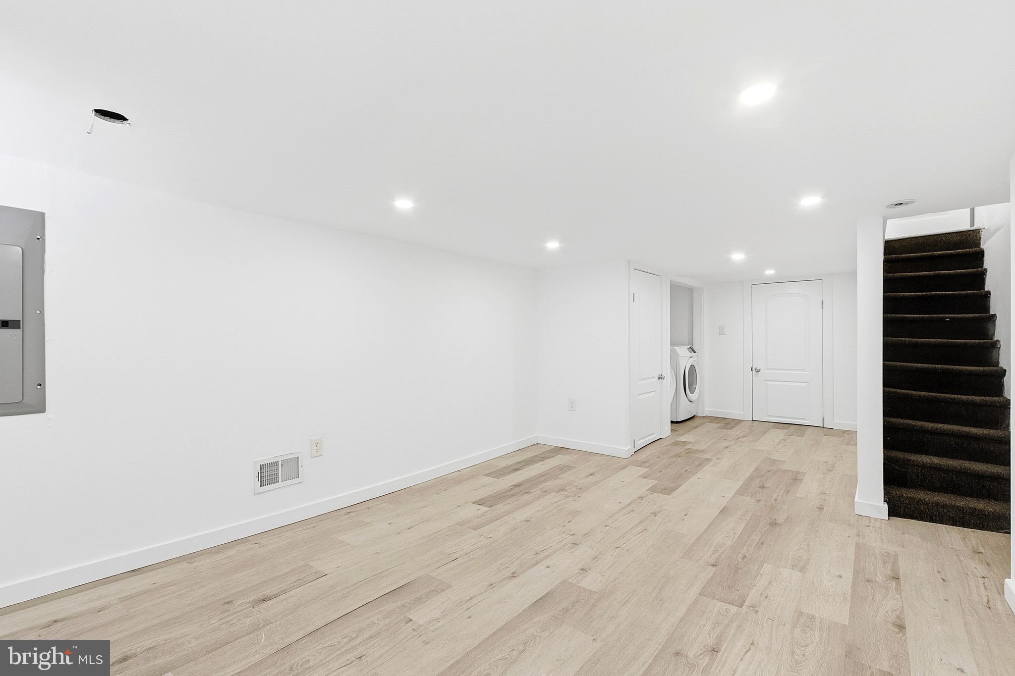 2150 N FRANKLIN STREET