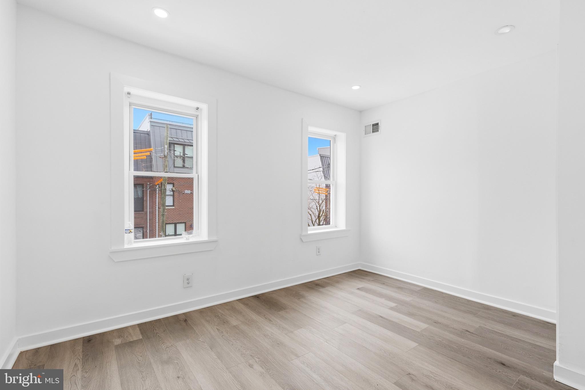 2150 N FRANKLIN STREET