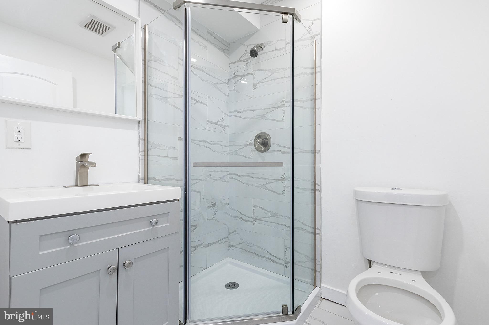 2150 N FRANKLIN STREET