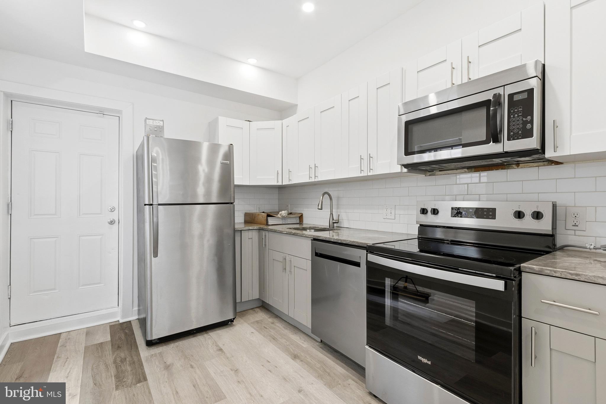 2150 N FRANKLIN STREET