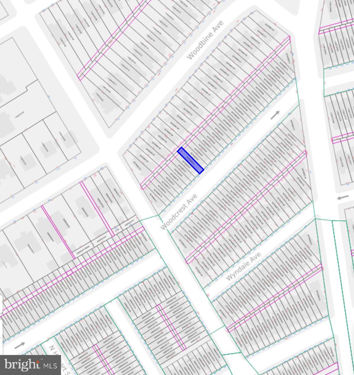 5747 WOODCREST AVENUE