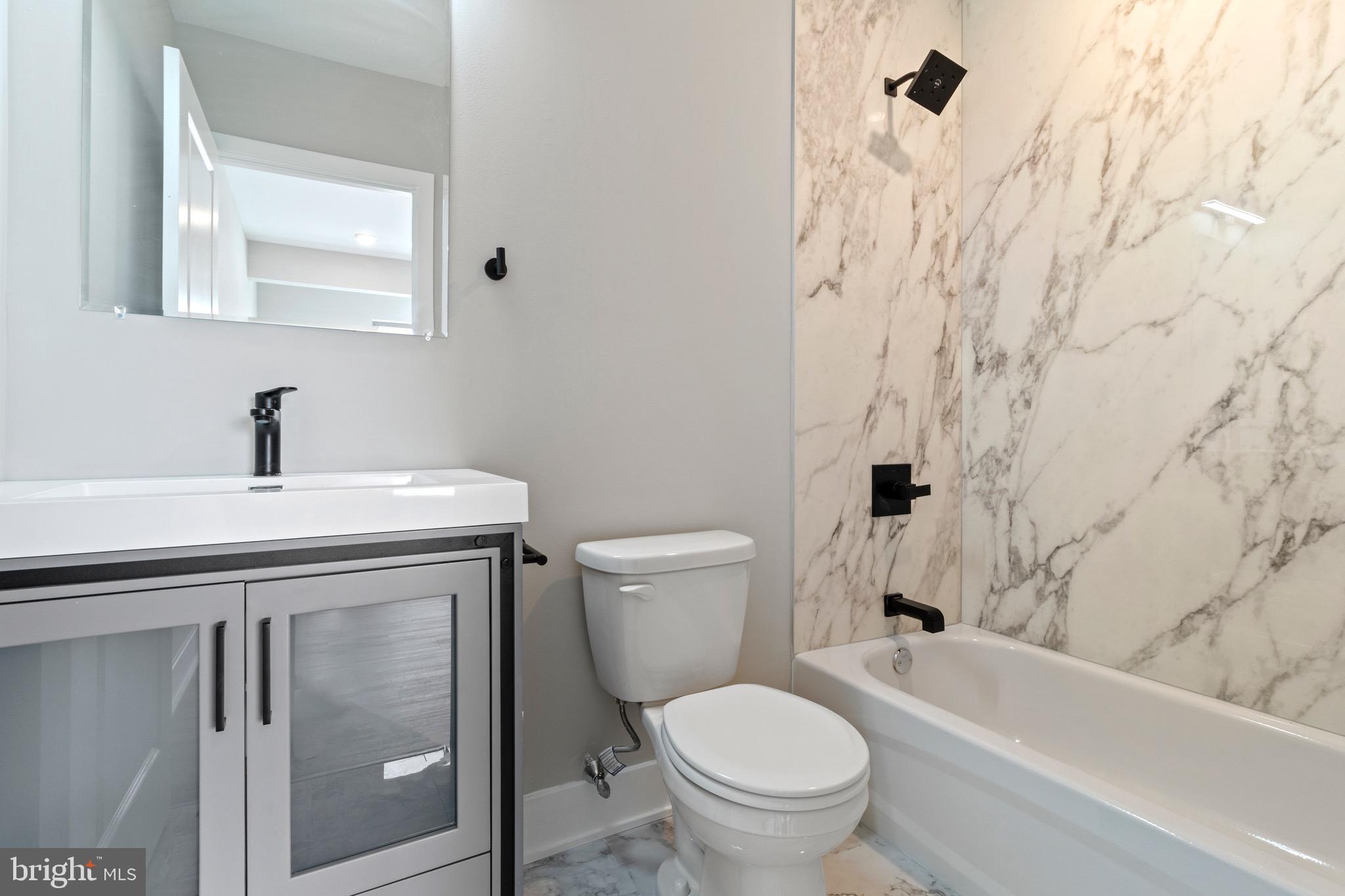 520 N 37TH STREET 3-4