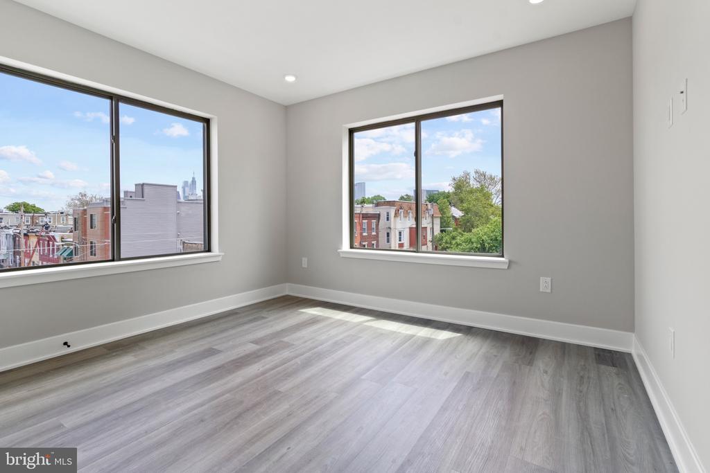 520 N 37TH STREET 3-4